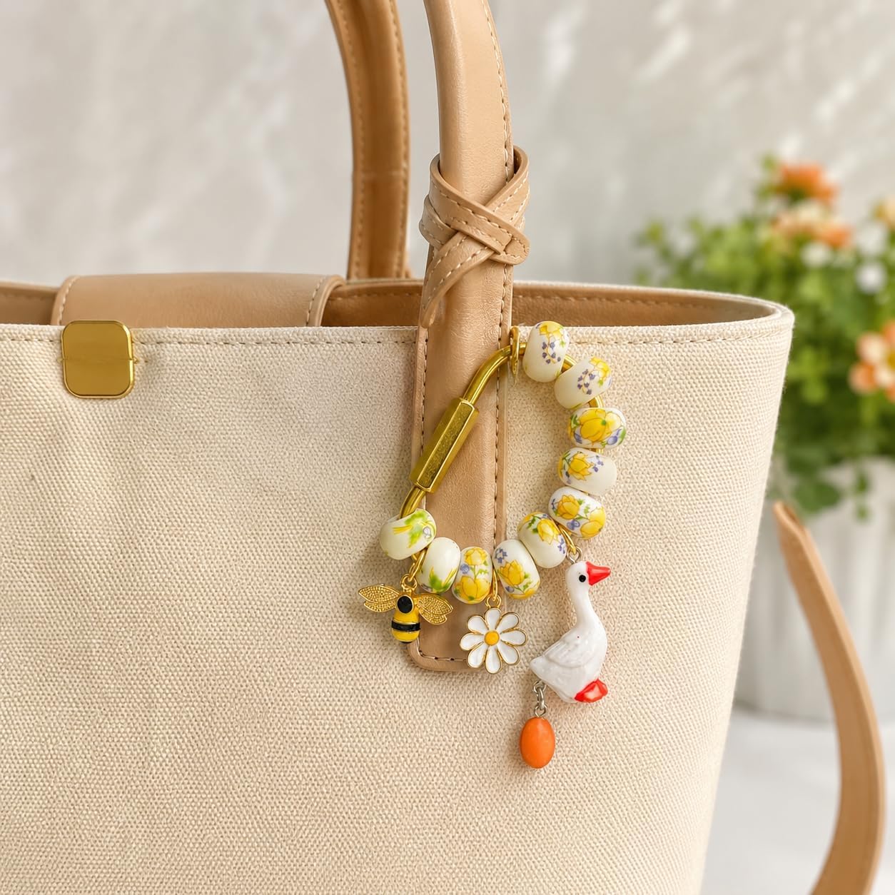 Cute Flower Brass Screw Locking Keychain